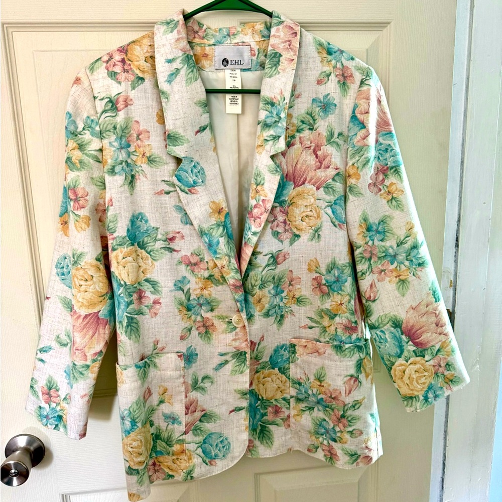 Vintage Floral Blazer, Size Med-Petite– Cottagecore Garden Party Vibes!